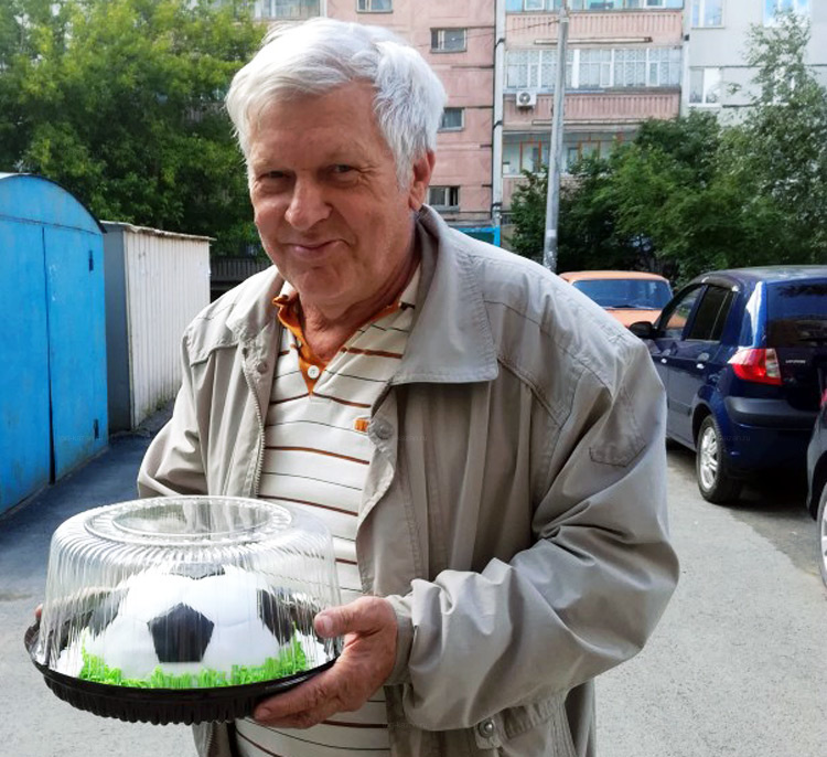 Отзыв о торте в виде мяча от tort-kazan.ru